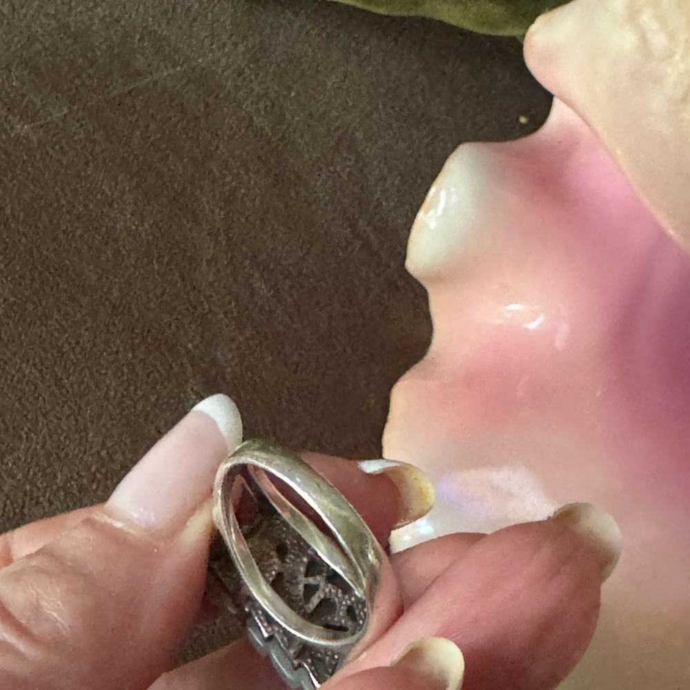 Elegant Vintage Sterling Silver and Jade Dragon Stone Ring Size 8 - Picture 5 of 8